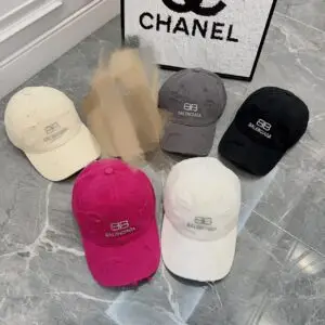 BALENCIAGA Oversized Baseball Cap