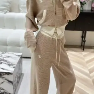 CHANEL Cashmere Sweater & Sweatpants Set