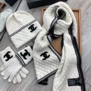 CHANEL Winter Knitted Beanie & Scarf Set