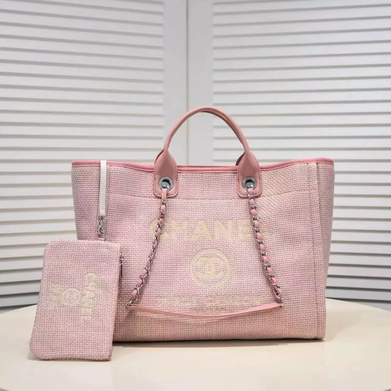 CHANEL Deauville Tote CHANEL Deauville Tote
