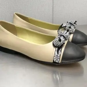 CHANEL CC Logo Leather Sandals