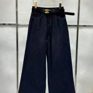 CHANEL Regular Fit Jeans