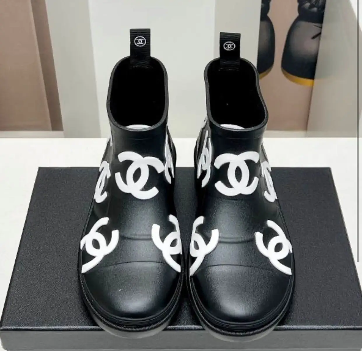 CHANEL Logo CC Boots CHANEL Logo CC Boots