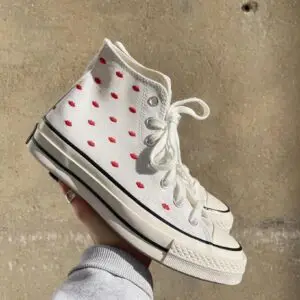 Converse Chuck Taylor Lips High Top
