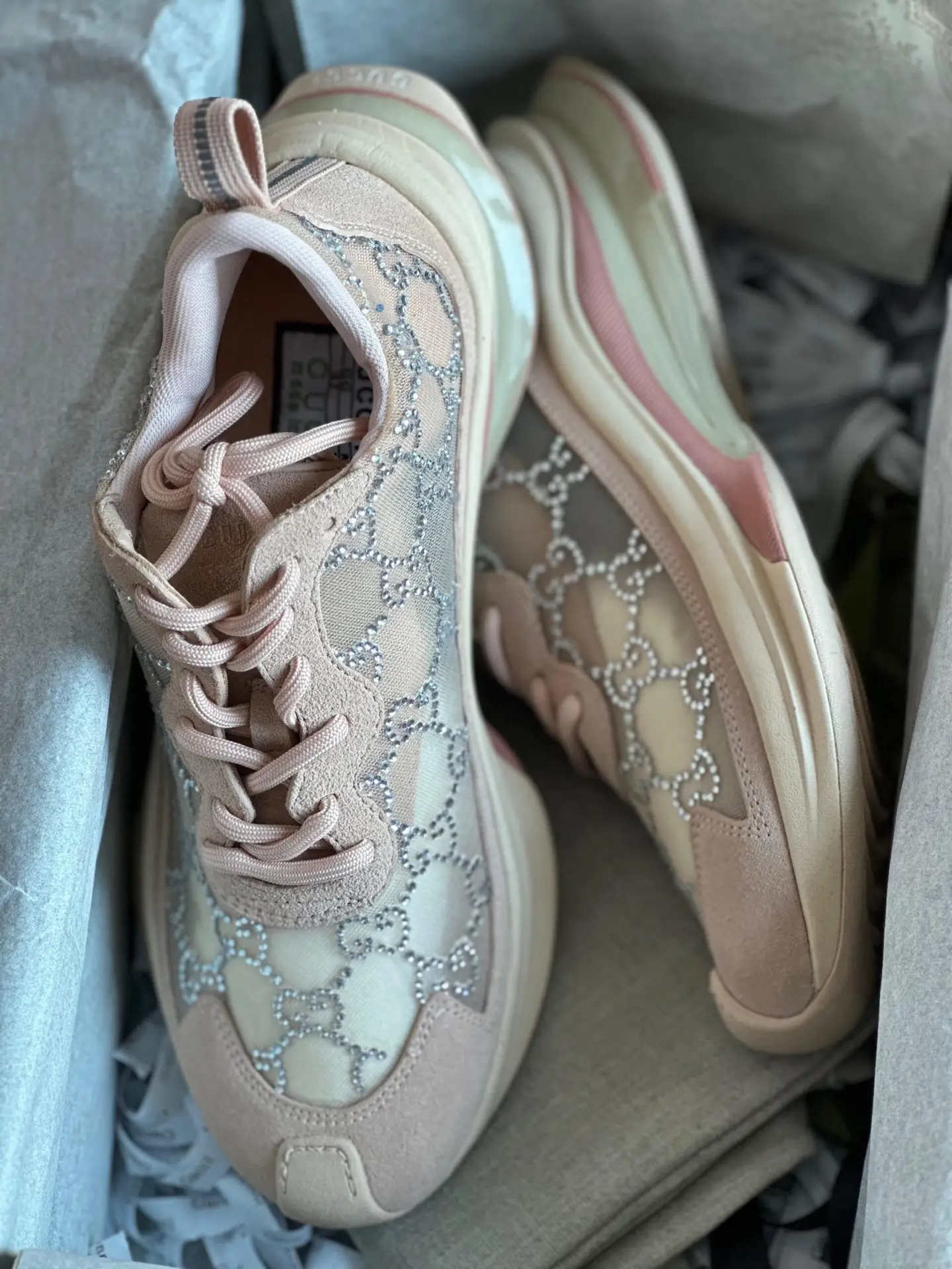 GUCCI Crystal Sneakers GUCCI Crystal Sneakers