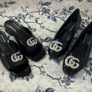 GUCCI Crystal GG Slide Sandal