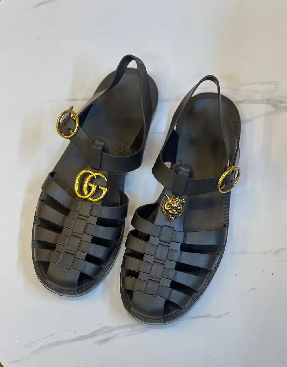 GUCCI Strap Flat Sandals GUCCI Strap Flat Sandals
