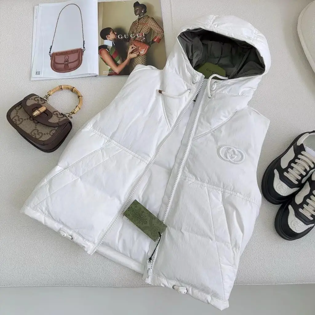 GUCCI Cropped Puffer Vest GUCCI Cropped Puffer Vest