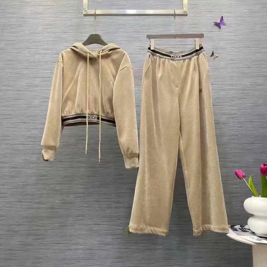 LOEWE Premium Cashmere Two-Piece Set LOEWE Premium Cashmere Two-Piece Set