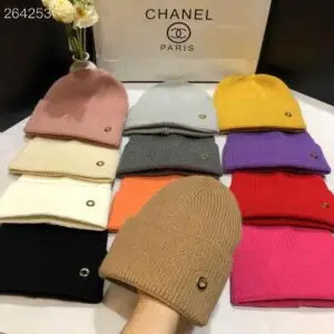 CHANEL Signature CC Logo Cashmere-Wool Beanie