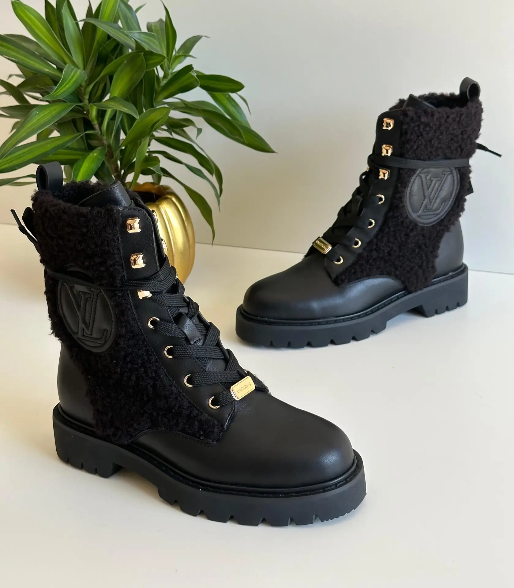 LOUIS VUITTON Leather Combat Boots LOUIS VUITTON Leather Combat Boots