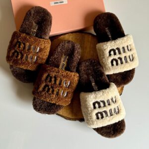 MIU MIU Beige Fur Slippers