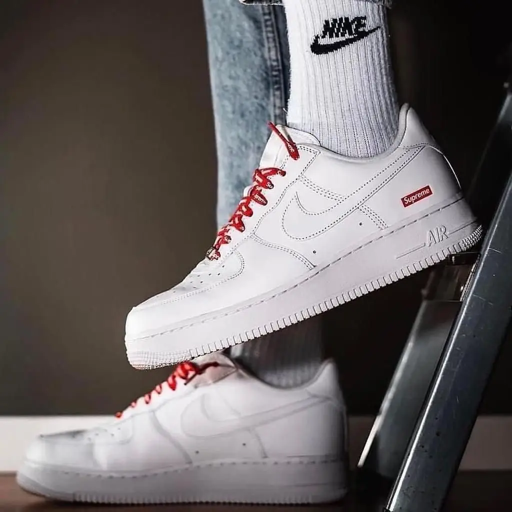 Nike Air Force 1 Supreme Nike Air Force 1 Supreme