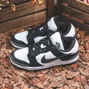 Nike Dunk Low Panda sneakers