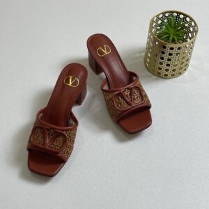 Valentino Garavani Vlogo Raffia Slide Sandals