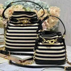 CHRISTIAN DIOR Handbag