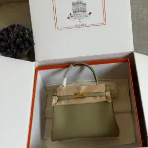 HERMÈS