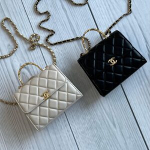 CHANEL 16 CM