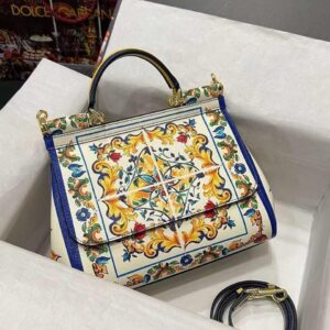 D & G