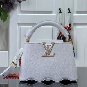 Design Capucines Mini Bags - Dubai Fashion LUX