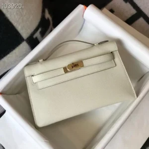 Design KELLY POCHETTE BAG IN WHITE EPSOM LEATHER - Dubai Fashion LUX