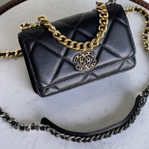 Design Lambskin Quilted 19 Wallet On Chain WOC Black - Dubai Fashion LUX
