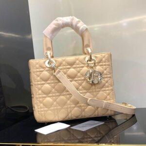 Design MEDIUM LADY BAG - Dubai Fashion LUX