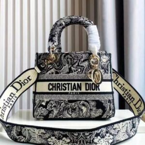 Design MEDIUM LADY D-LITE BAG - Dubai Fashion LUX