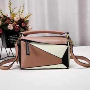 Design Puzzle Bag aus Leder - Dubai Fashion LUX