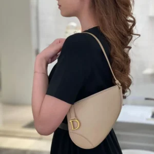 Design Saddle Rodeo Pouch - Dubai Fashion LUX