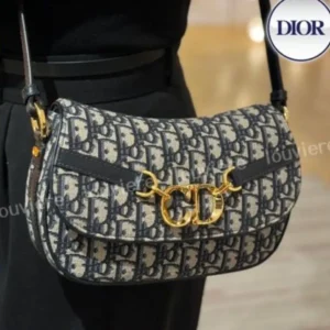 Design Small CD Besace Bag - Dubai Fashion LUX
