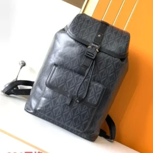 Design SMALL HIT THE ROAD BACKPACK - Dubai Fashion LUX