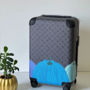 Design YK Horizon 55 - Dubai Fashion LUX