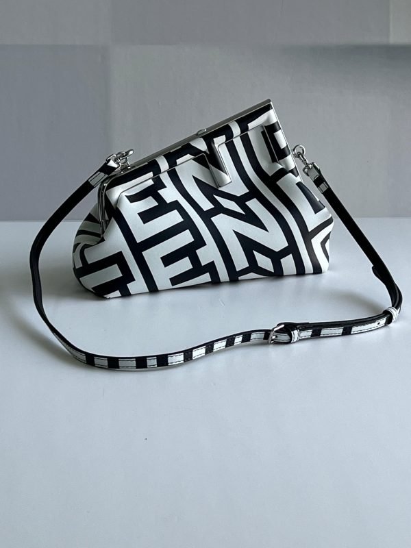 FENDI 25CM