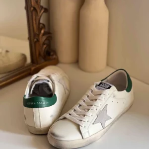 Golden goose shoe