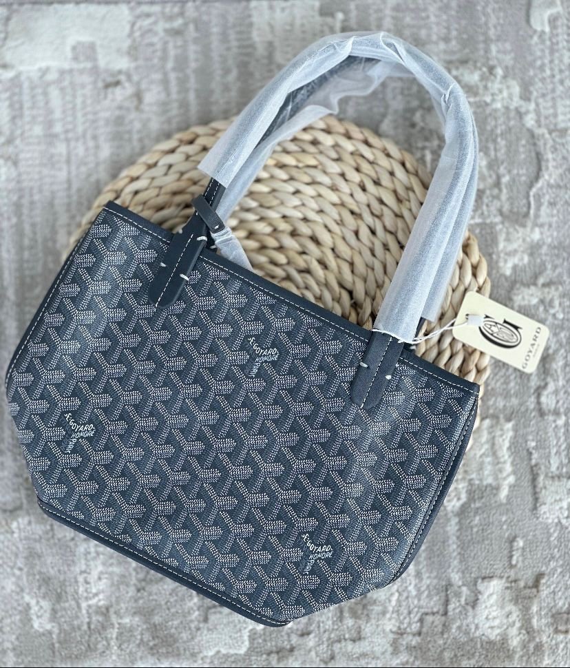 GOYARD