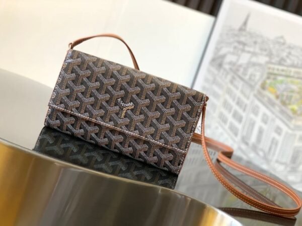 GOYARD