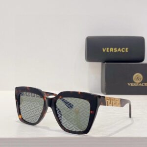VERSACE